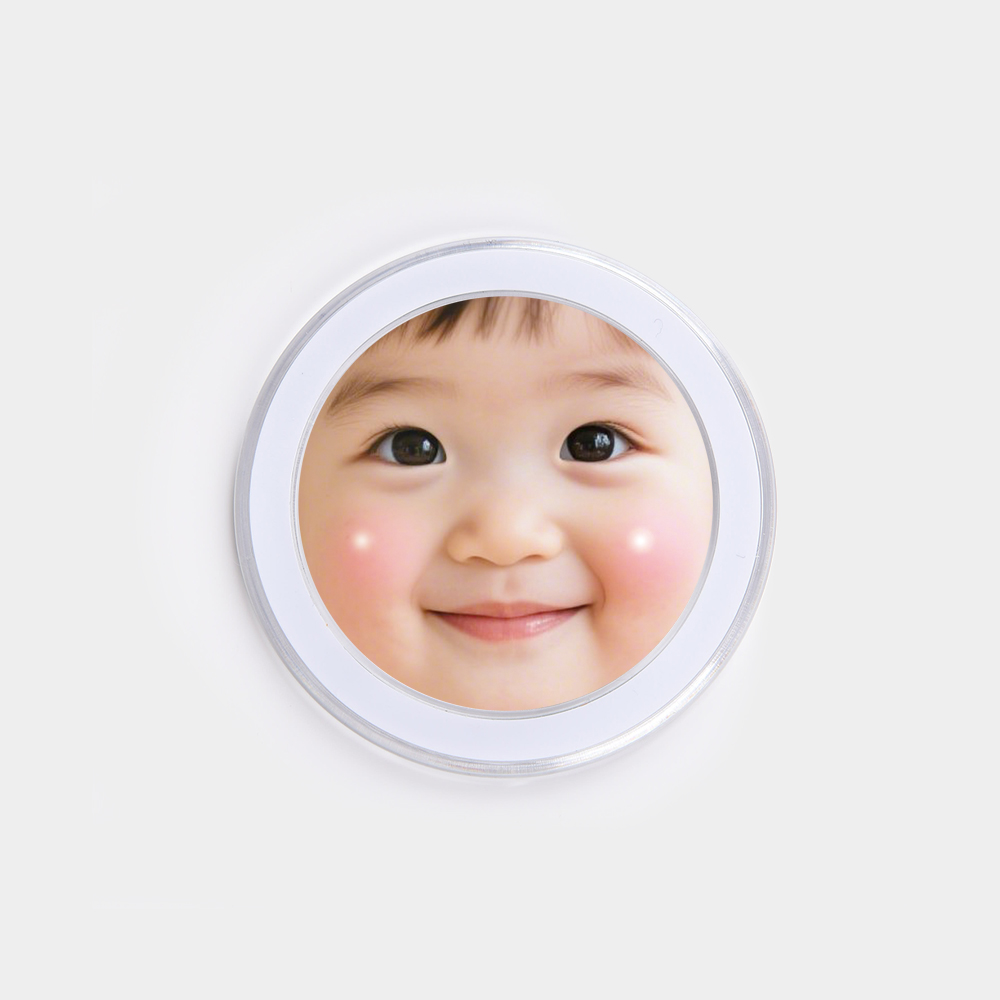 우리 아이 커스텀 그립톡 · 클로즈업 — 얼굴을 크게 채운 시원한 구도